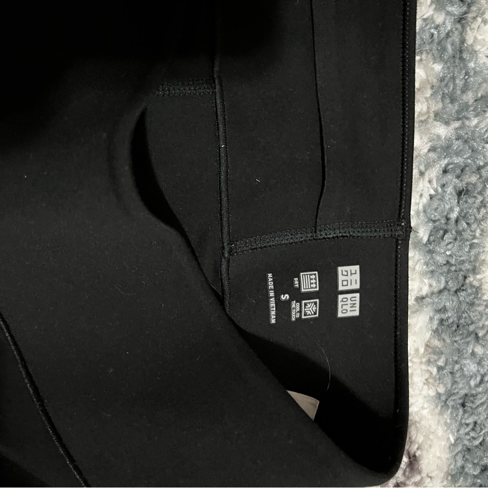 Uniqlo biker shorts